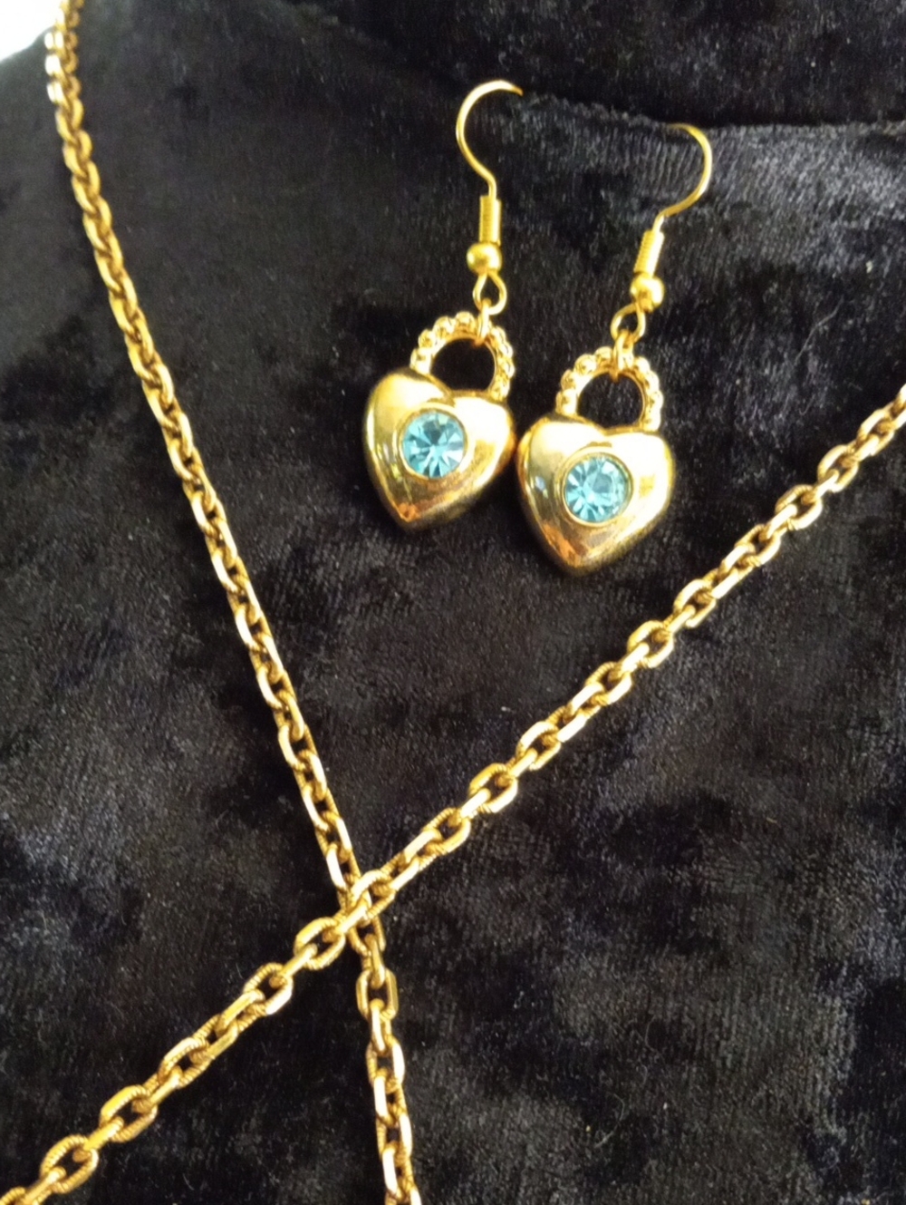 Gold Heart Earrings Set with aqua Blue Crystal Vintage Gold Lunk Chain